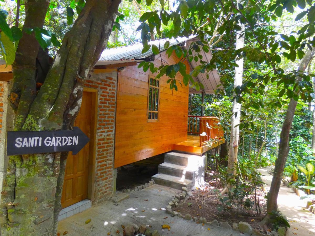 Santi Garden Bungalows Iboih Exteriör bild